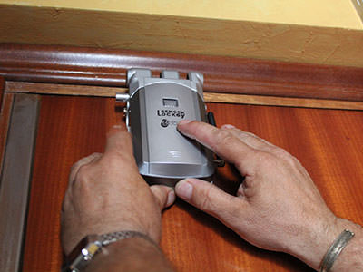 Instalacion de cerradura de seguridad invisible